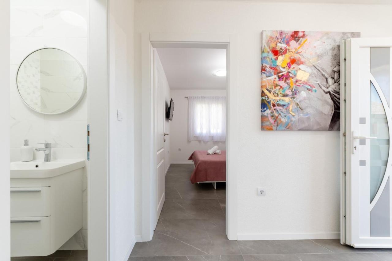 Apartment Vuletin Kastela Bagian luar foto